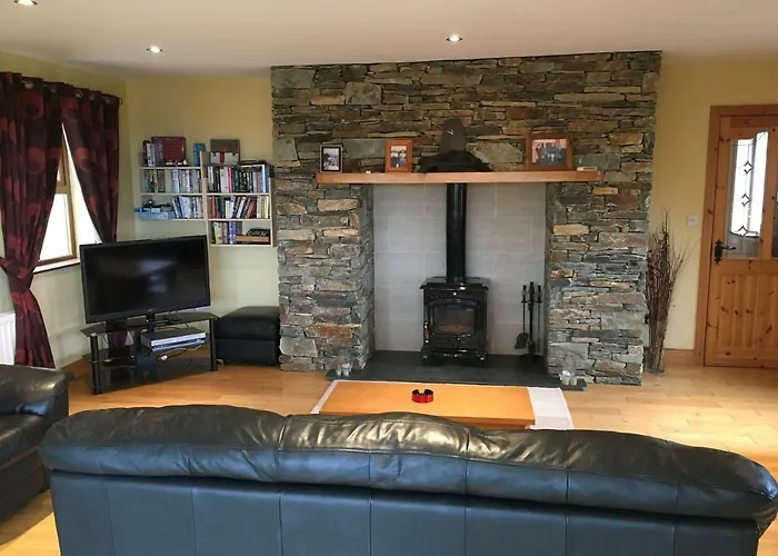 Chapel Cross House *